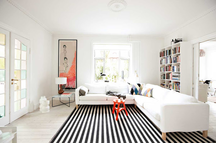 #11 Black & White Livingroom Design Ideas