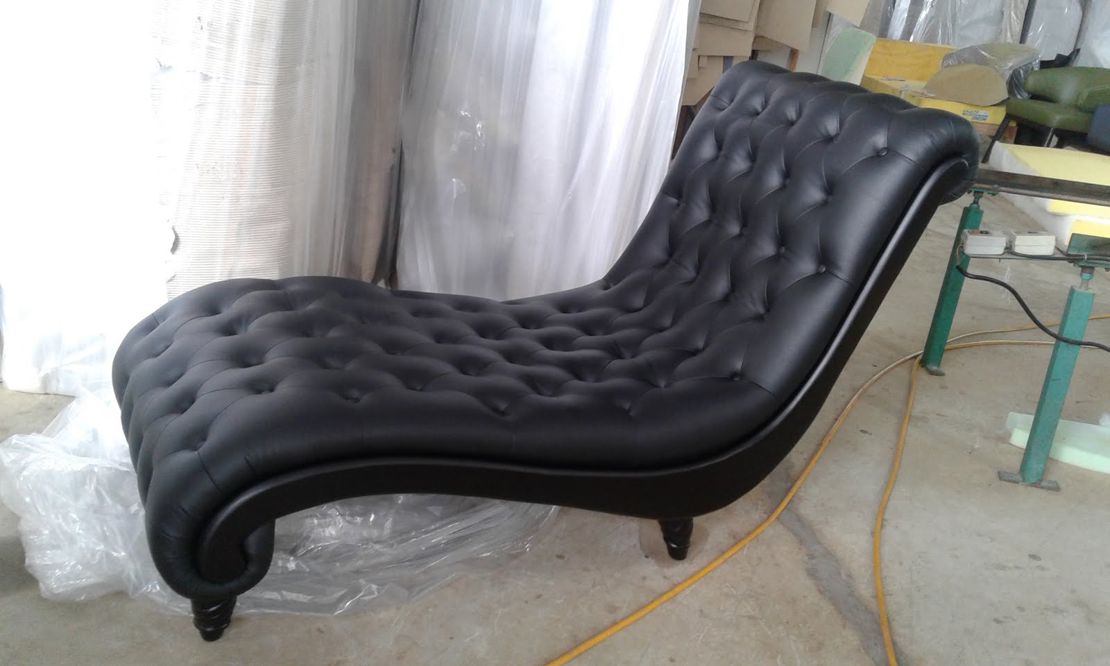 black lounge leather sofa