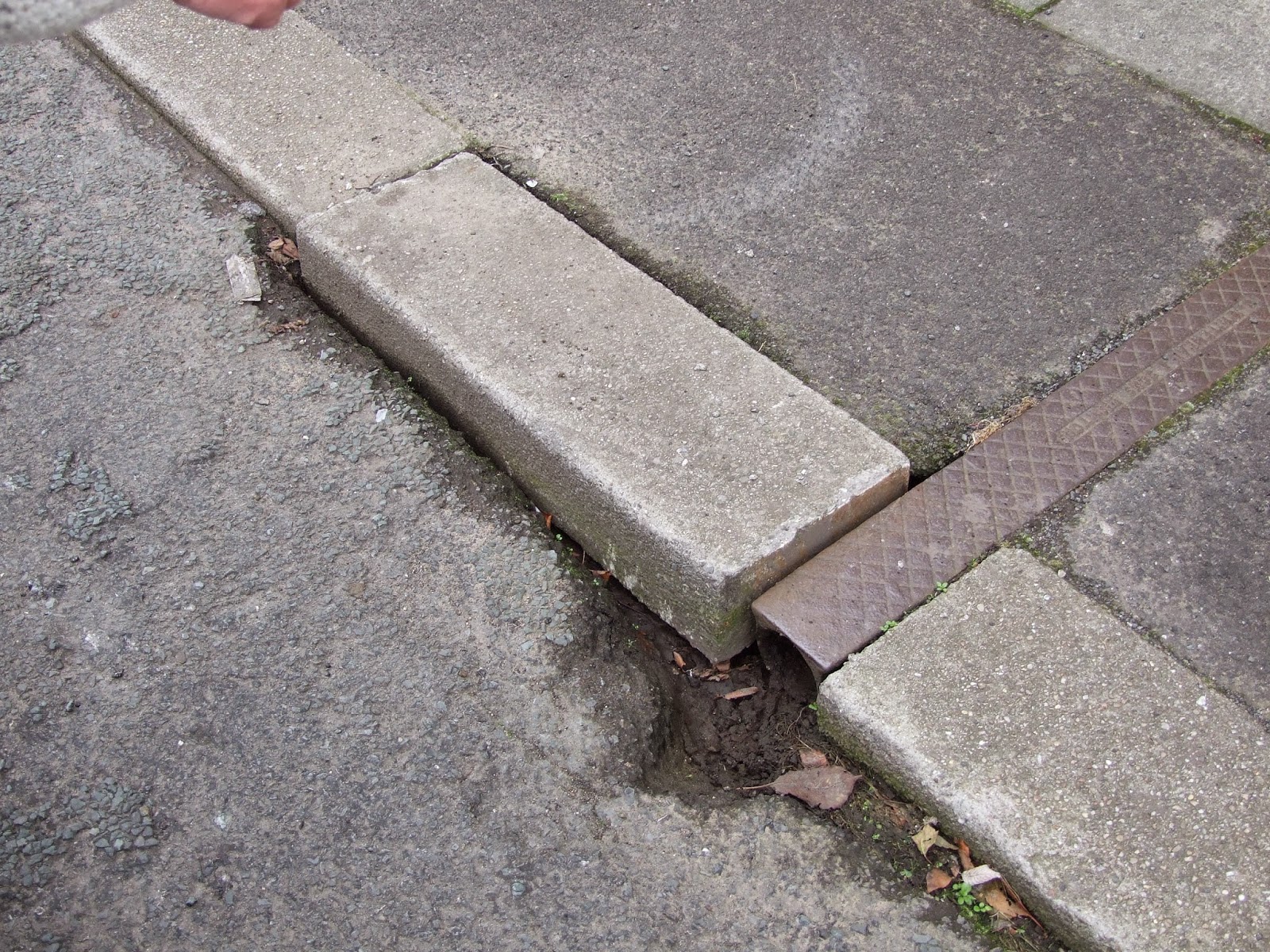 RISHTON FIRST GUTTERS AT KNOWLES STREET