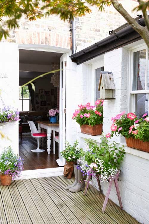 EN MI ESPACIO VITAL: Muebles Recuperados y Decoración Vintage: Un patio