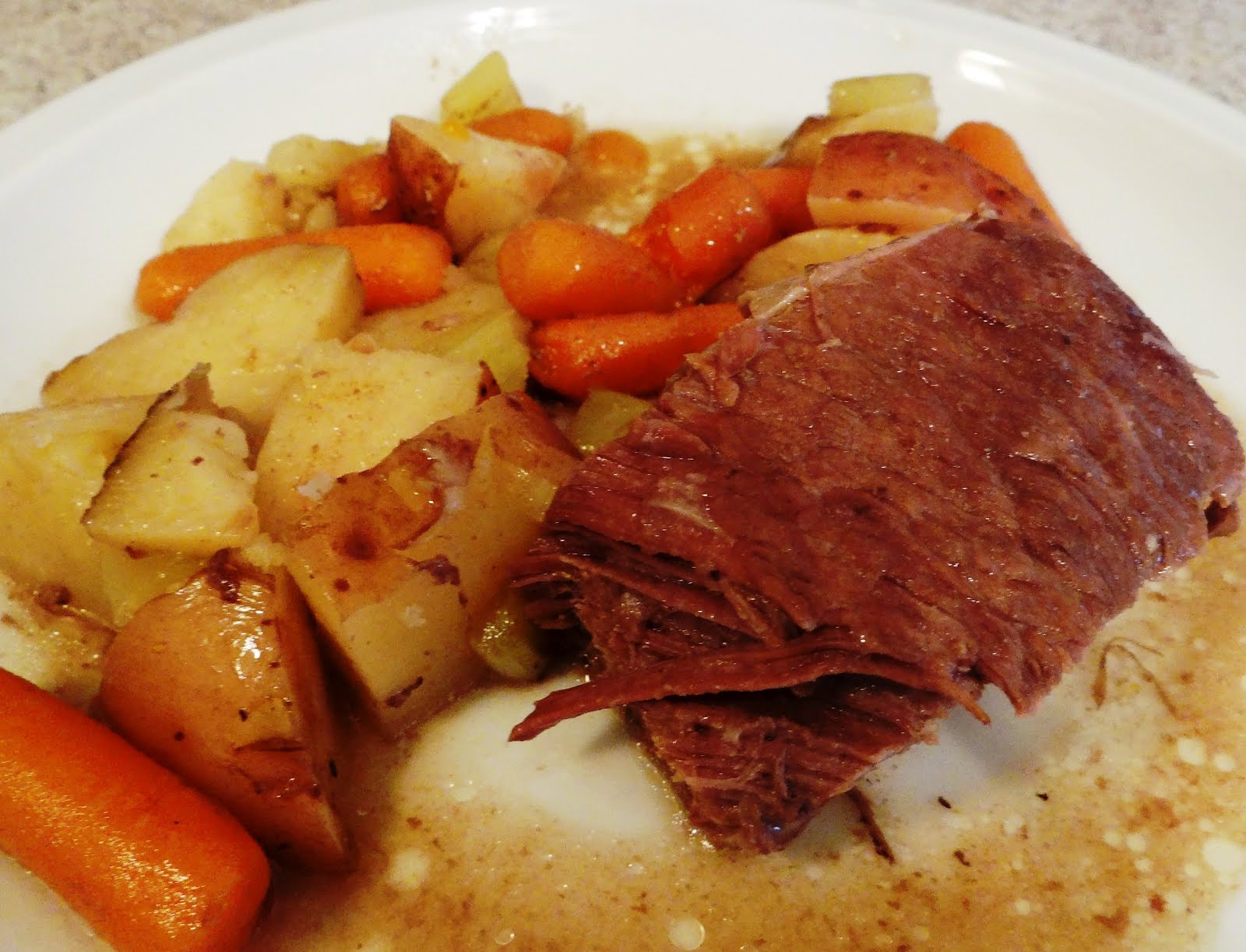 Crock Pot Chuck Roast Recipe! Made With Hearty Vegetables and Knorr Homestyle Stock! Fun
