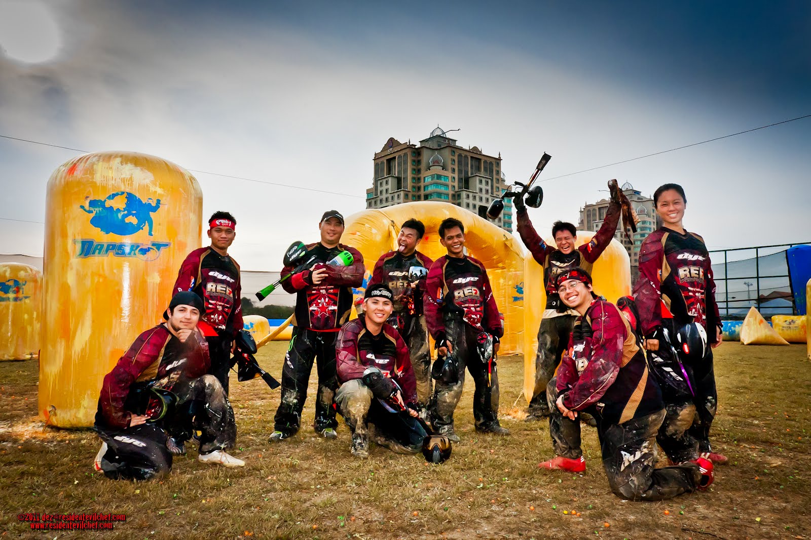 Paintball in Singapore 101 Cherry Credits signs Red Sevens paintball team!