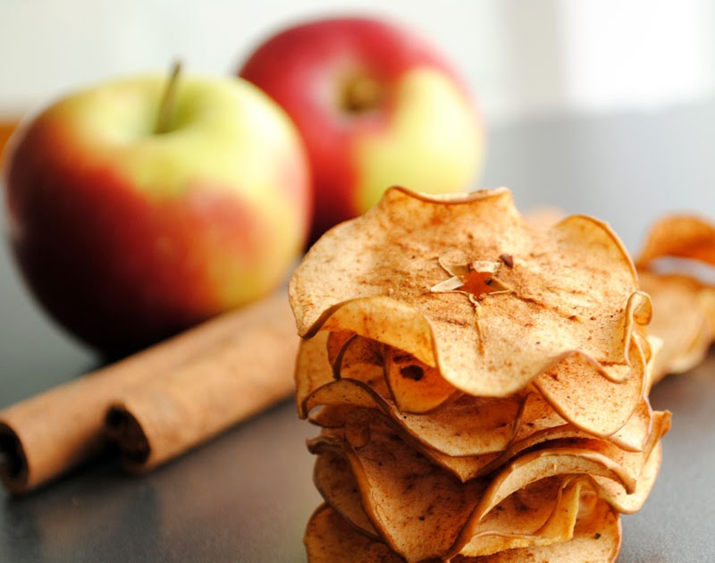 Leanne bakes Spiced Apple Chips