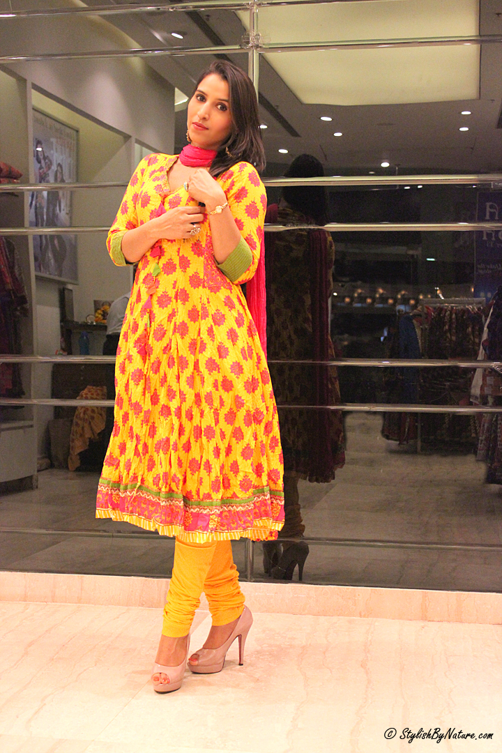 ethnic indian wear salwar kurta