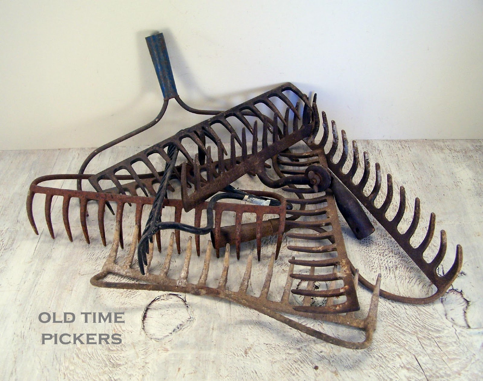 *OldTimePickers* decor and design from pickin cool finds Need To