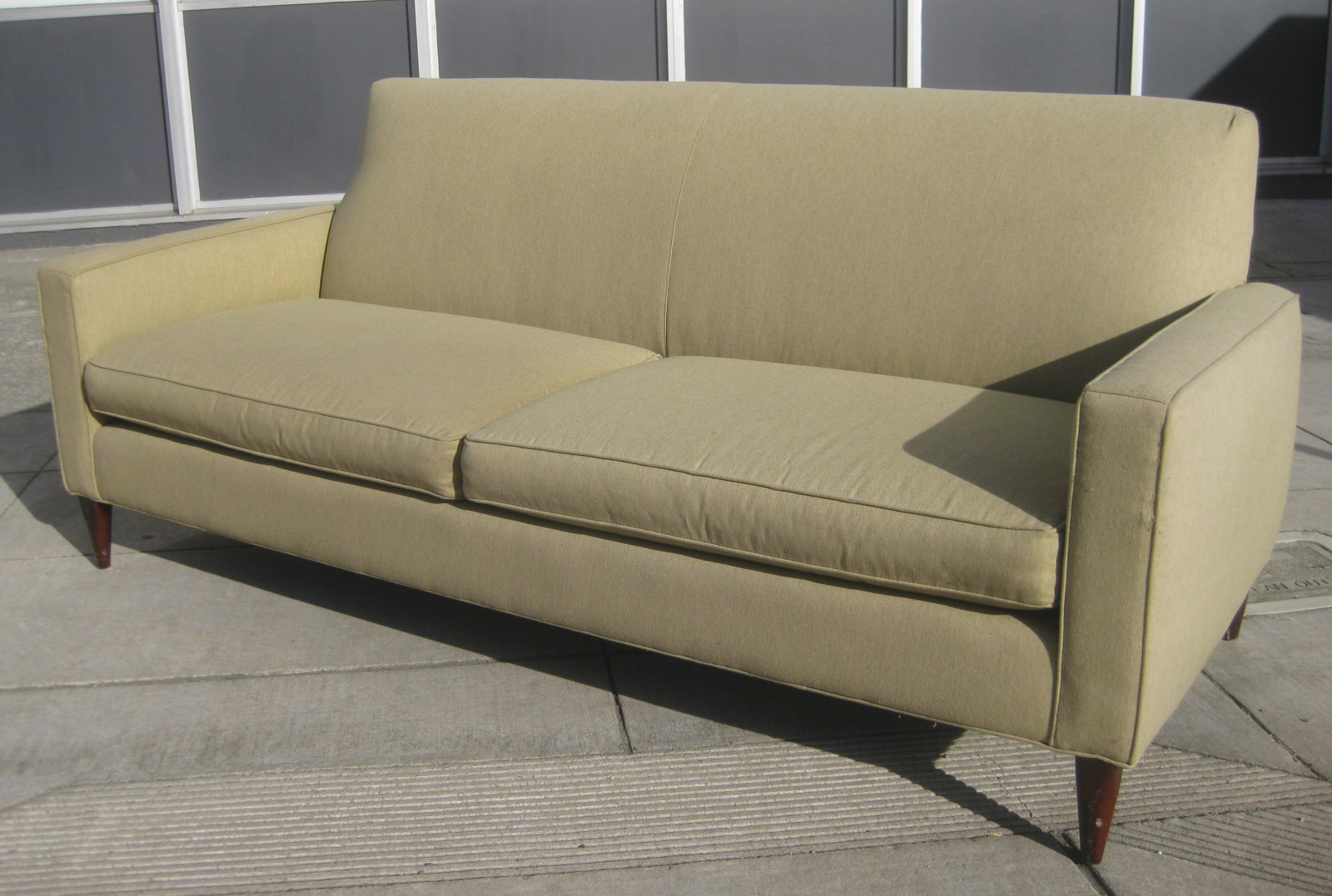 UHURU FURNITURE & COLLECTIBLES SOLD Retro Sofa 125