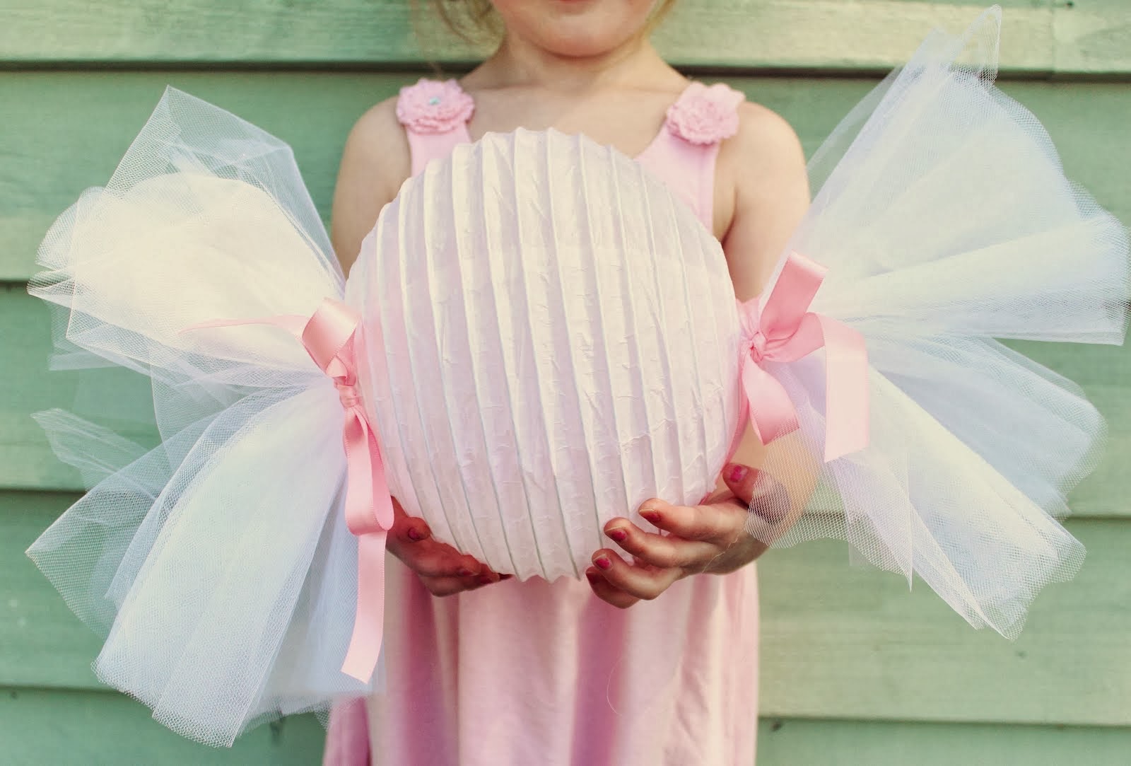 Allred Design Blog: Inspired by Pinterest: Paper Lantern Ideas