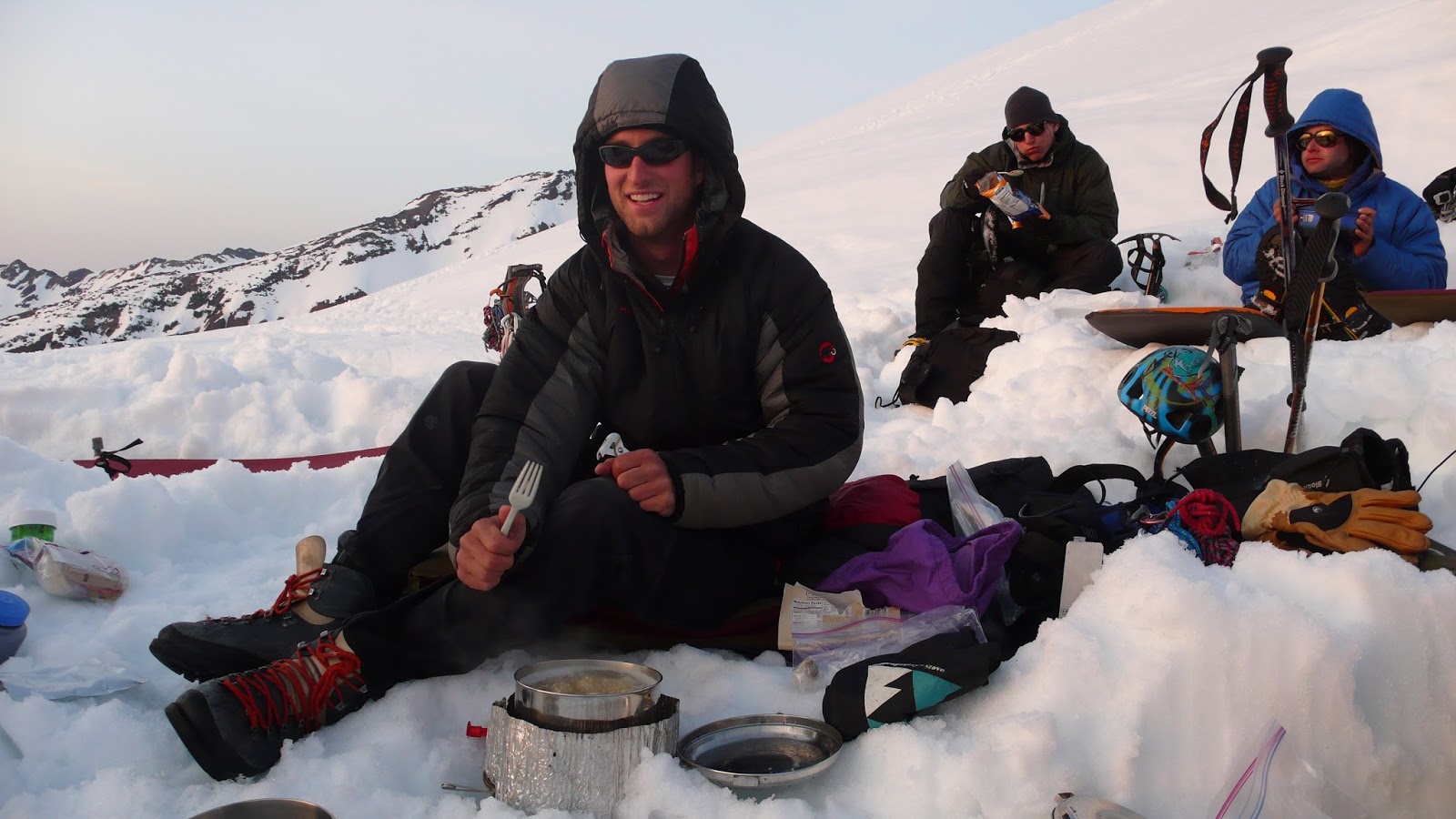 American Alpine Institute Climbing Blog White Gas vs. Canister Stoves