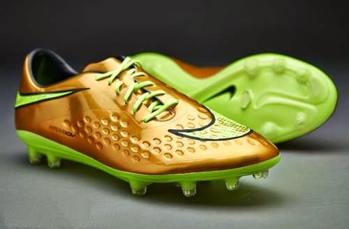 white and gold hypervenoms