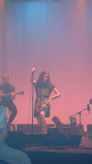 Olivia Ruiz en concert au Théâtre Raymod Kabbaz