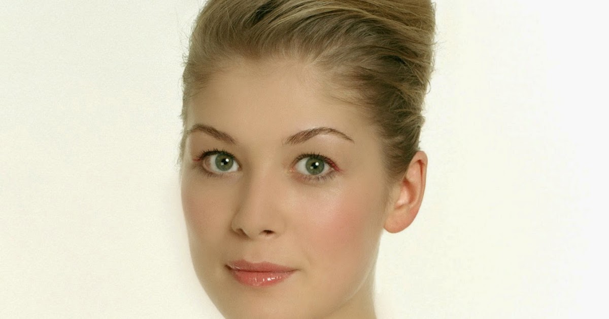 Celebrity Naked Pics: Rosamund Pike Naked Hot Photos