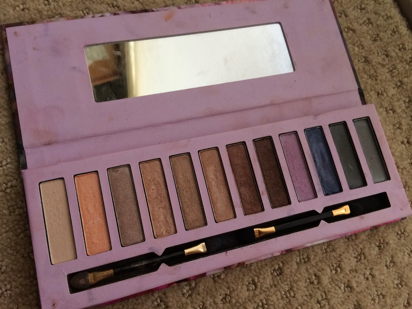 Haunted Beauty Review Sportsgirl "Eye Like It" Eyeshadow Palette