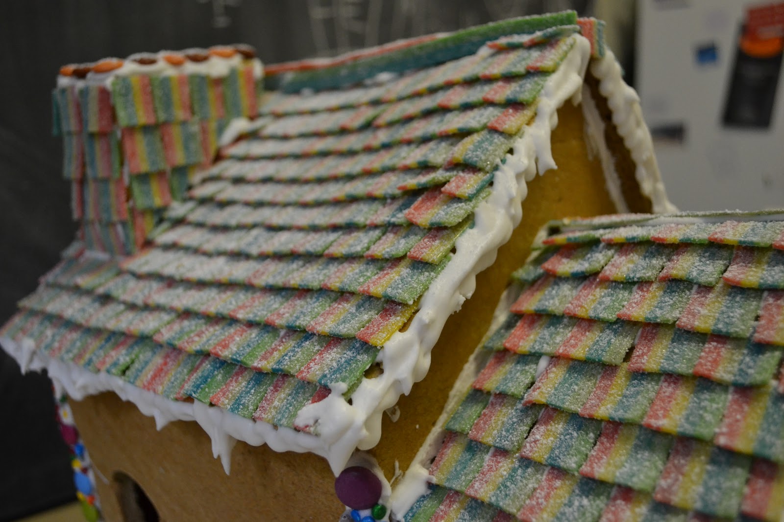 Hide and go Cook Gingerbread House