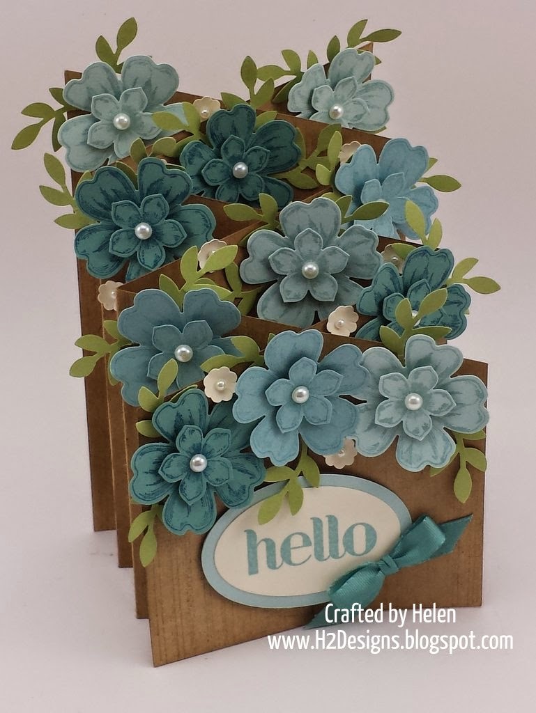 H2 Designs FLORAL CASCADE CARDS