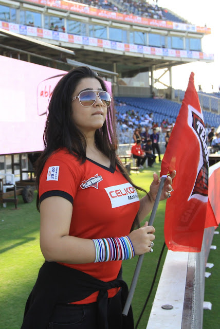 Charmi Kaur at CCL3 match