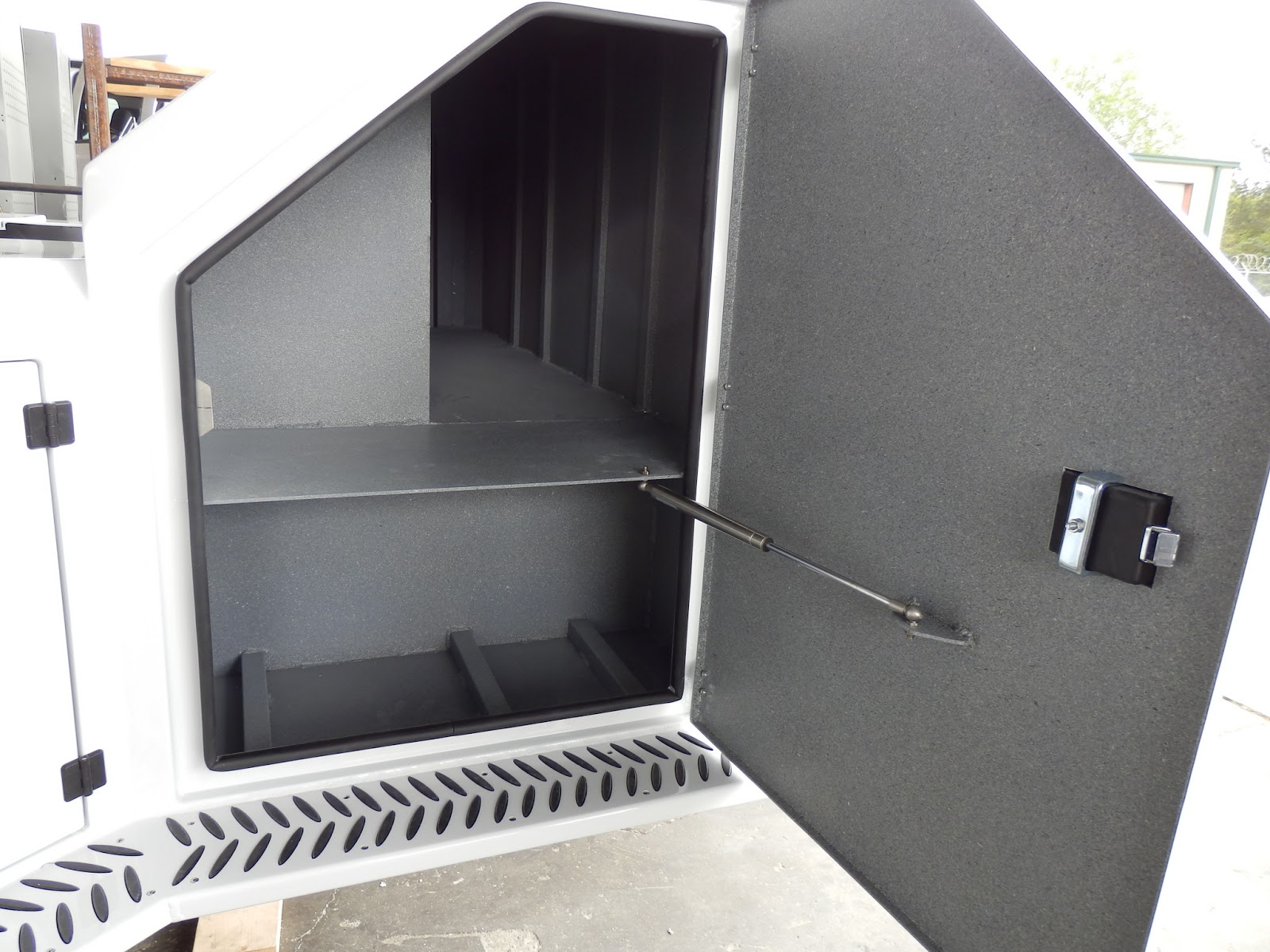 F650 Super Trucks Western Hauler Style Bed F650 Super Trucks