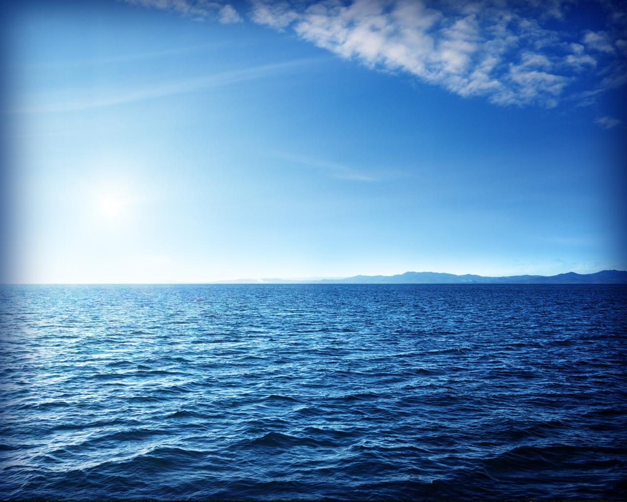 ATTIMI ETERNI - di Luigi Squeo: Innamorato del mare
