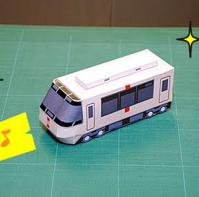 Maqueta 3D de papel de la locomotora modelo EXE. Manualidades a Raudales.