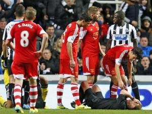 newcastle_referee_knocked_N2.jpg