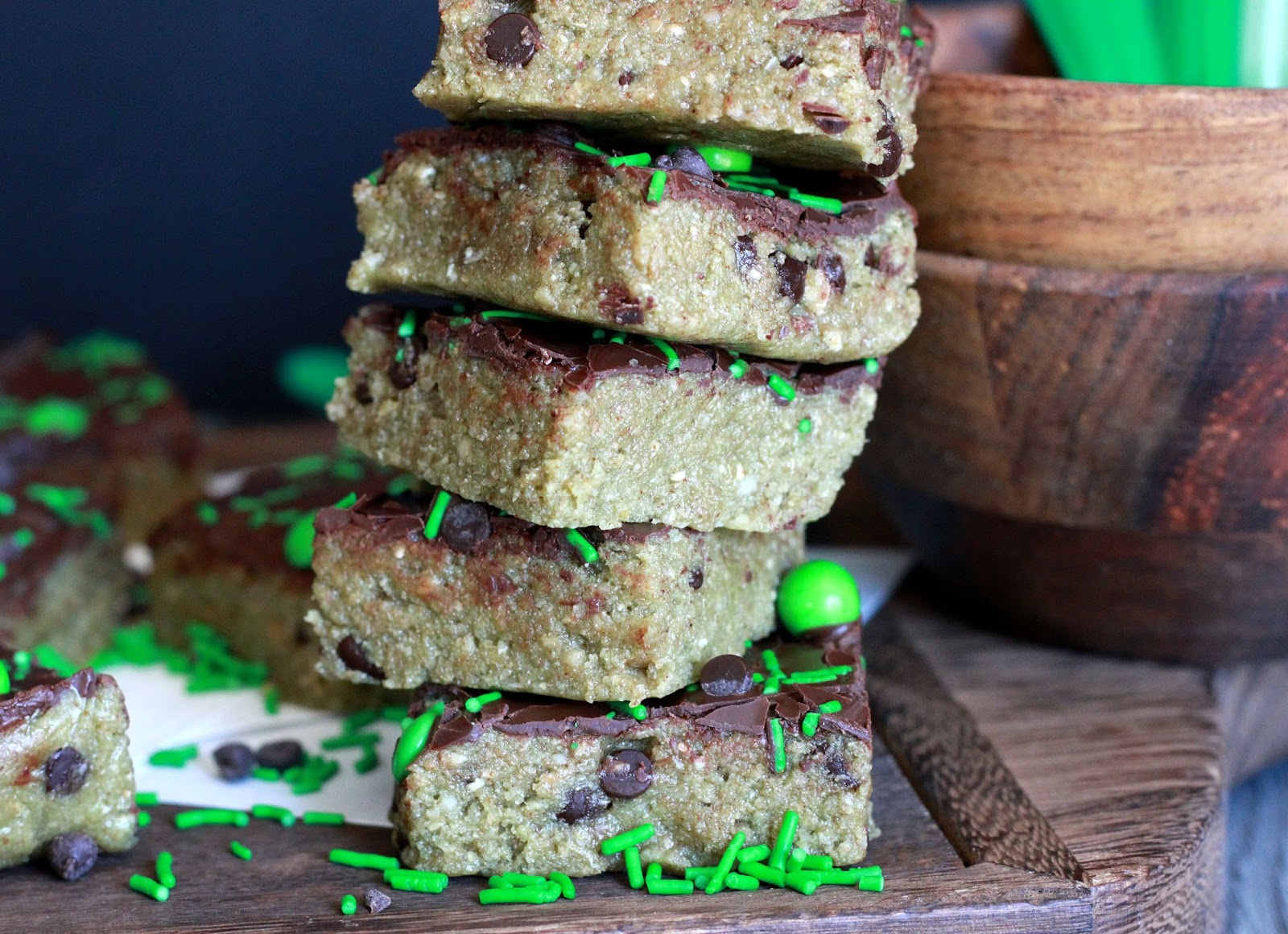 Feeding My Addiction Mint Chocolate Chip Protein Bars