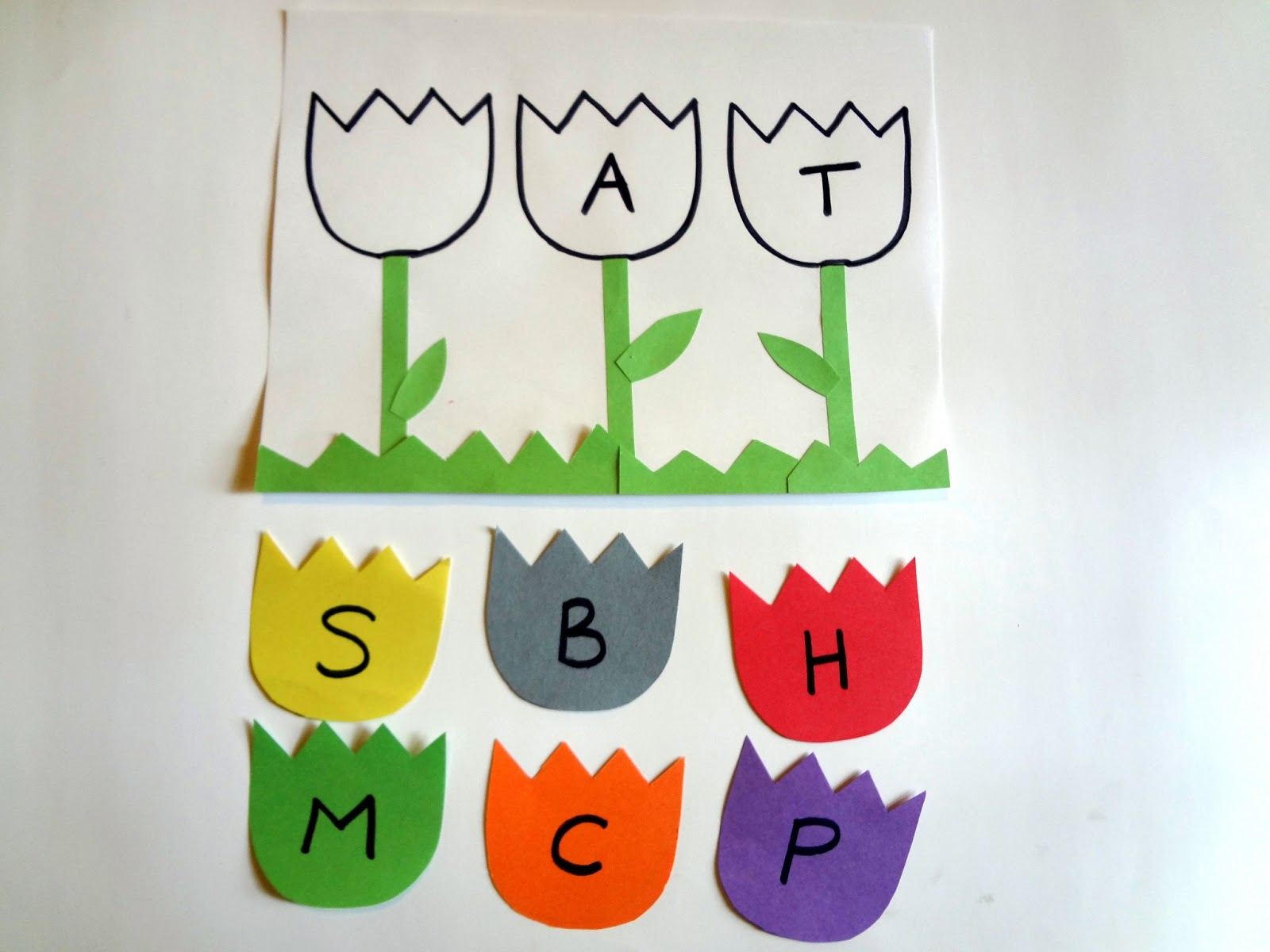 Tulip Words Reading Activity for Preschoolers