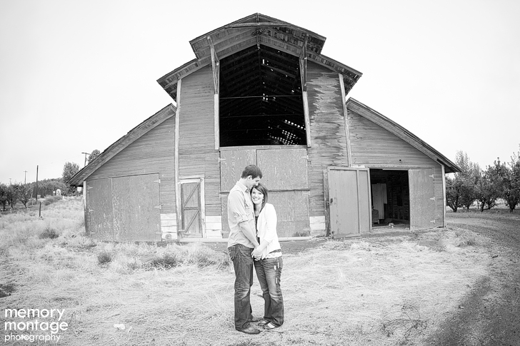 yakima engagement photo in rain by memory montage