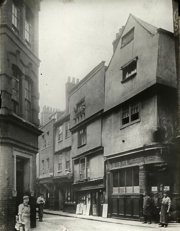 Pubs de Londres hace más de 100 años Pubs+in+London+a+Century+Ago+(19)