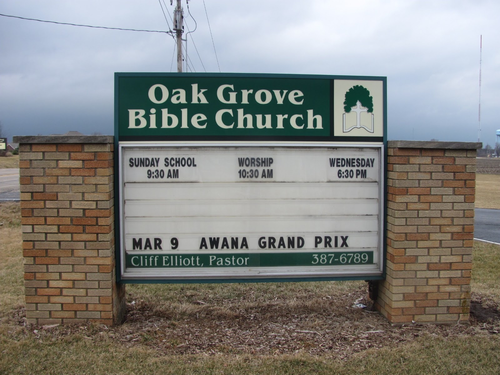 Lensing and Shuttering Oak Grove Bible Church