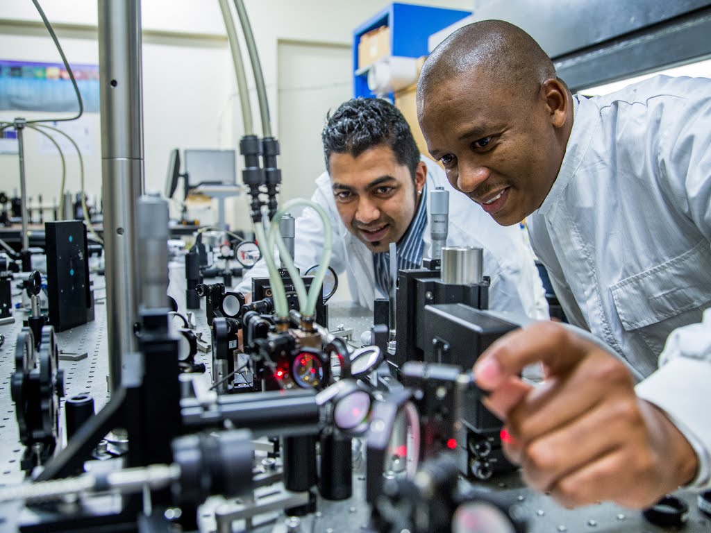 Science & Engineering Bursary Opportunity from CSIR in 2017 SA