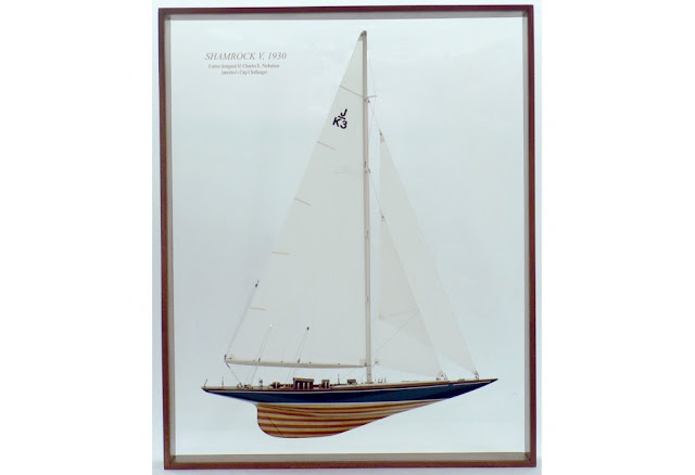  America's Cup Shamrock V 1930 in Wooden Frame