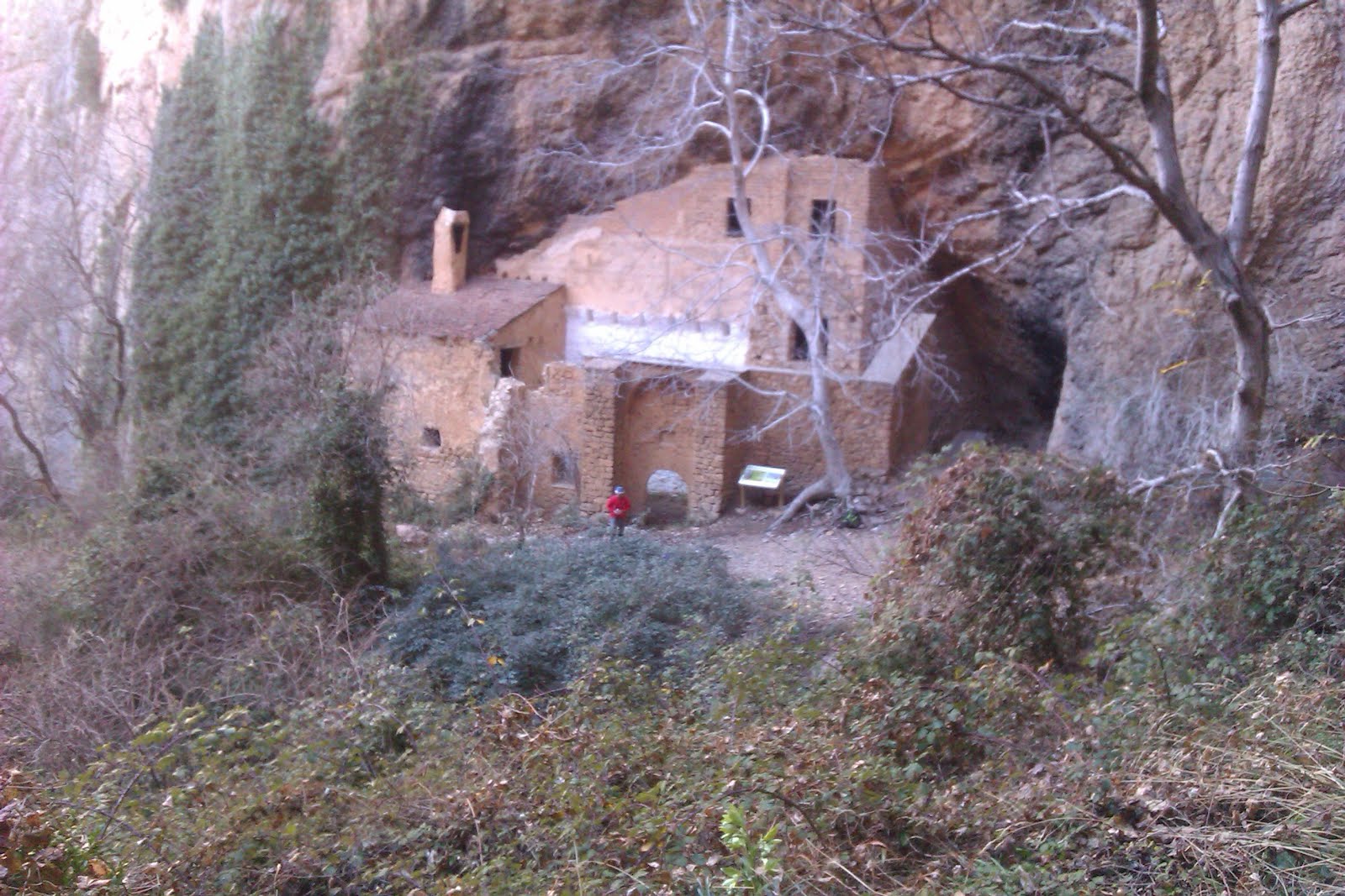 Parece mentira que en tan recóndito lugar, se le ocurriese a alguien