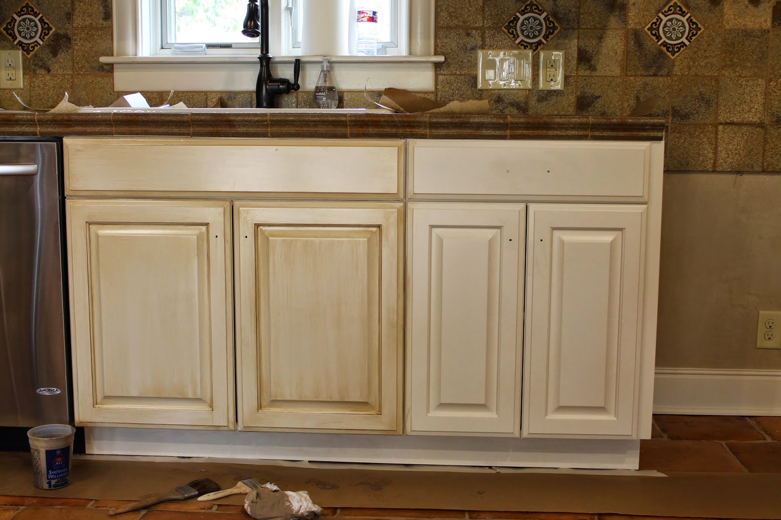 The Ragged Wren How To Glazing Cabinets