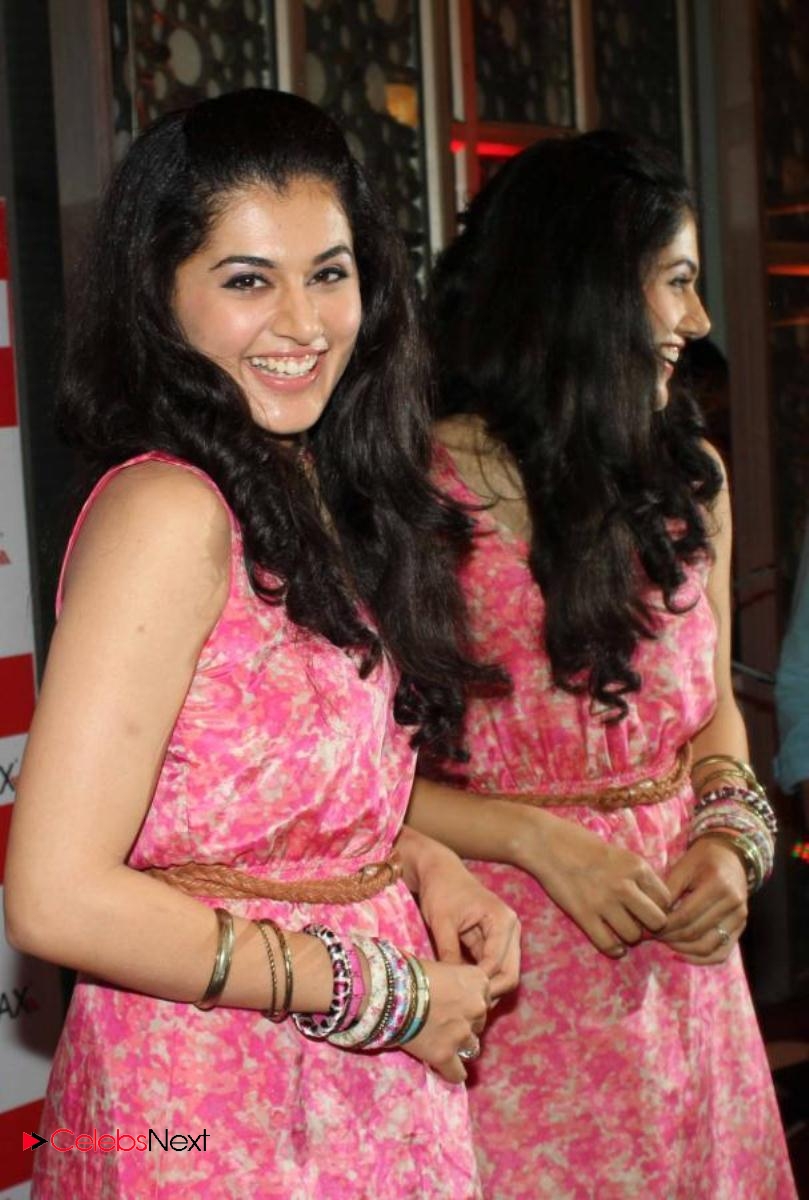 Taapse Panu in Super Cute Pink Gown at Chashme Baddoor Audio Launch Function