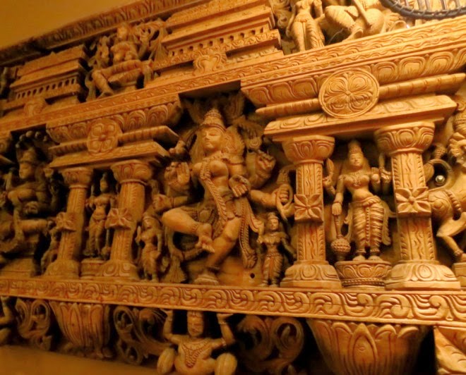 20 Lovely and Creative Wood Carving Designs and Wood Sculptures Fine