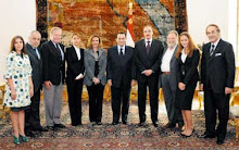 لقاء الرئيس مبارك مع الفنانين قبل قيام الثورة بعدة شهور