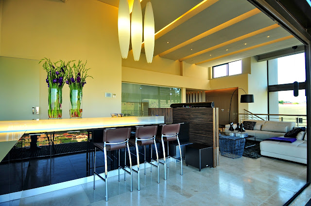 House Tat by Nico van der Meulen Architects Picture of private large bar