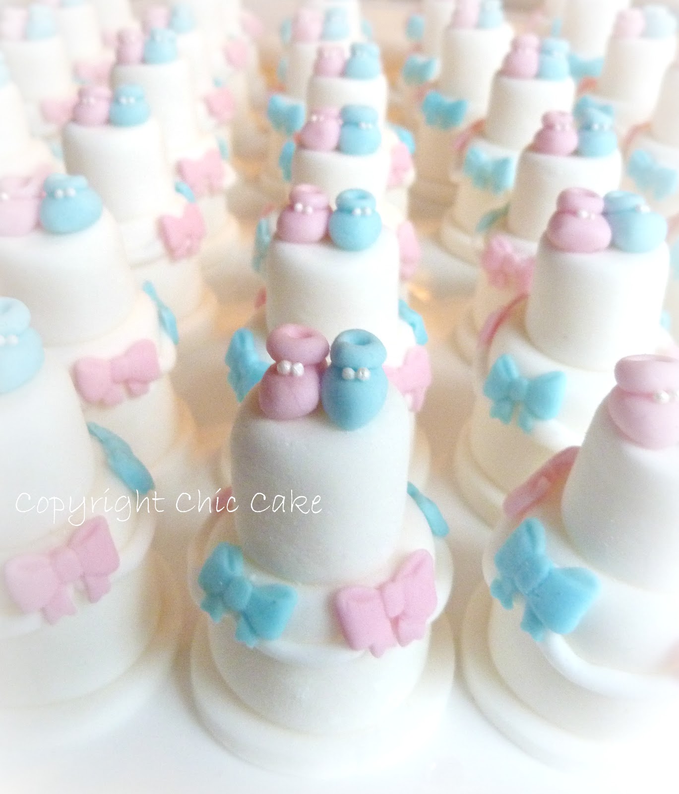 Chic Cake: Il Battesimo di due gemellini