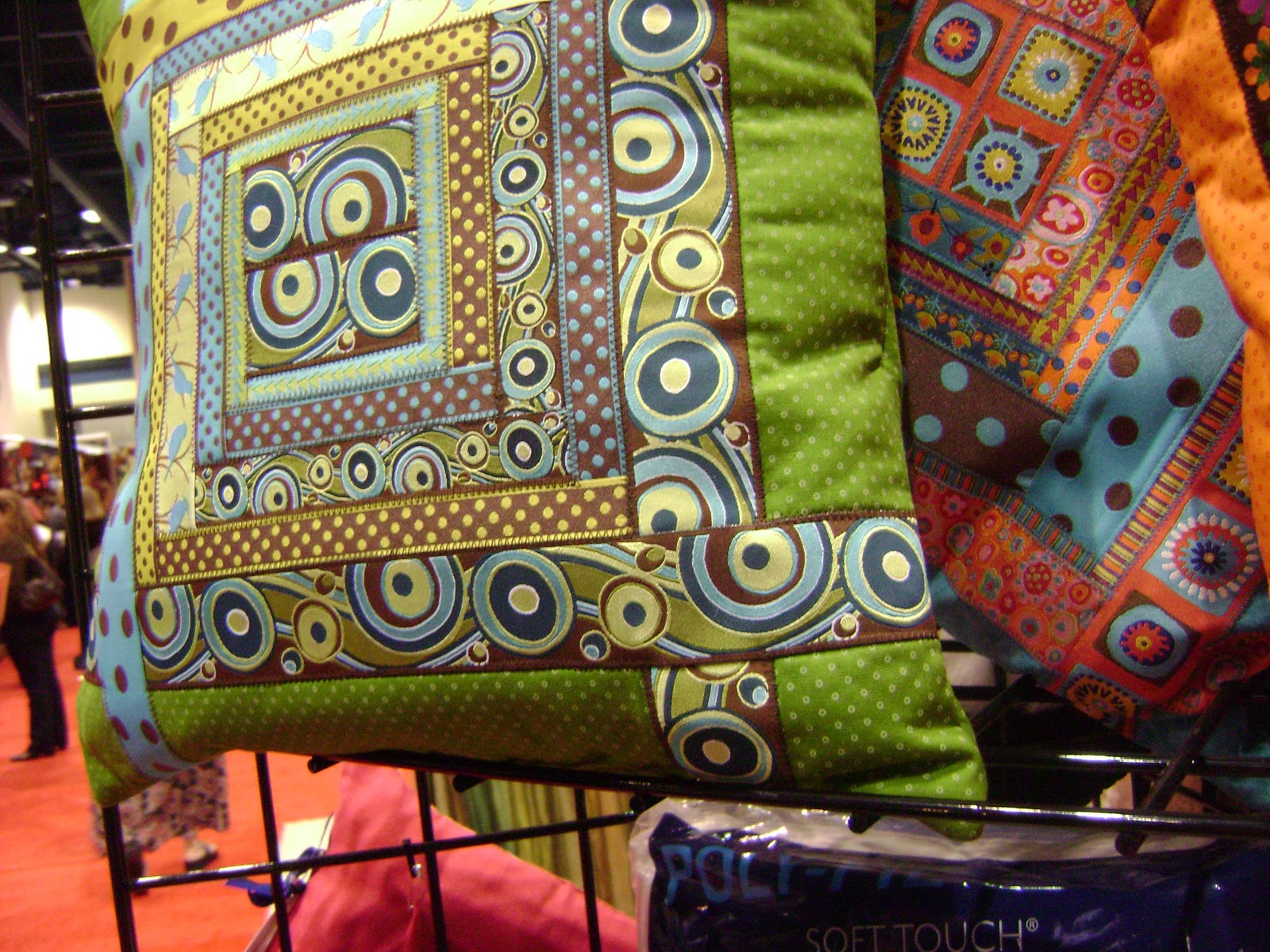 Stacie Thinks She Can A look inside the Houston Quilt Festival