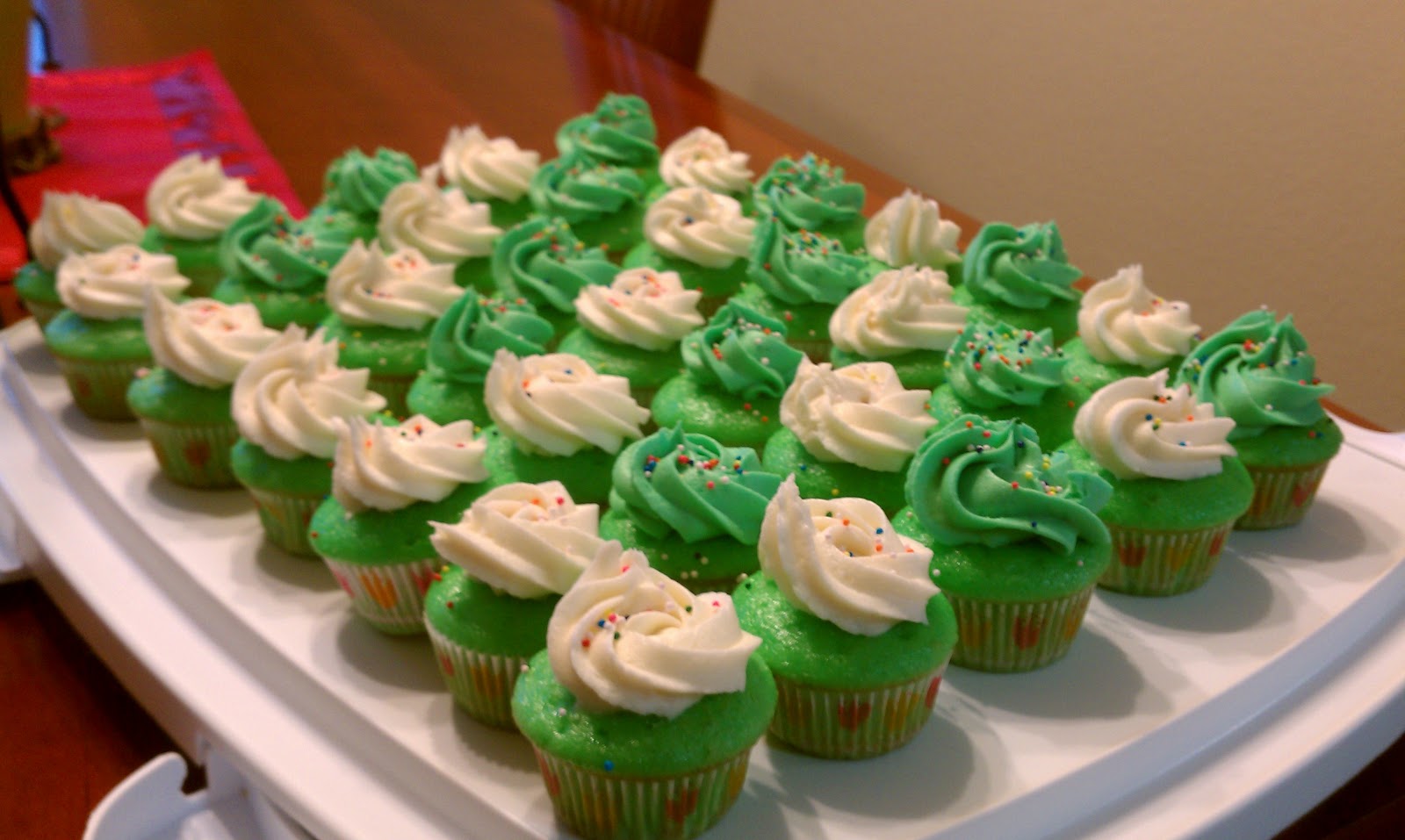 saint patrick s day cupcakes
