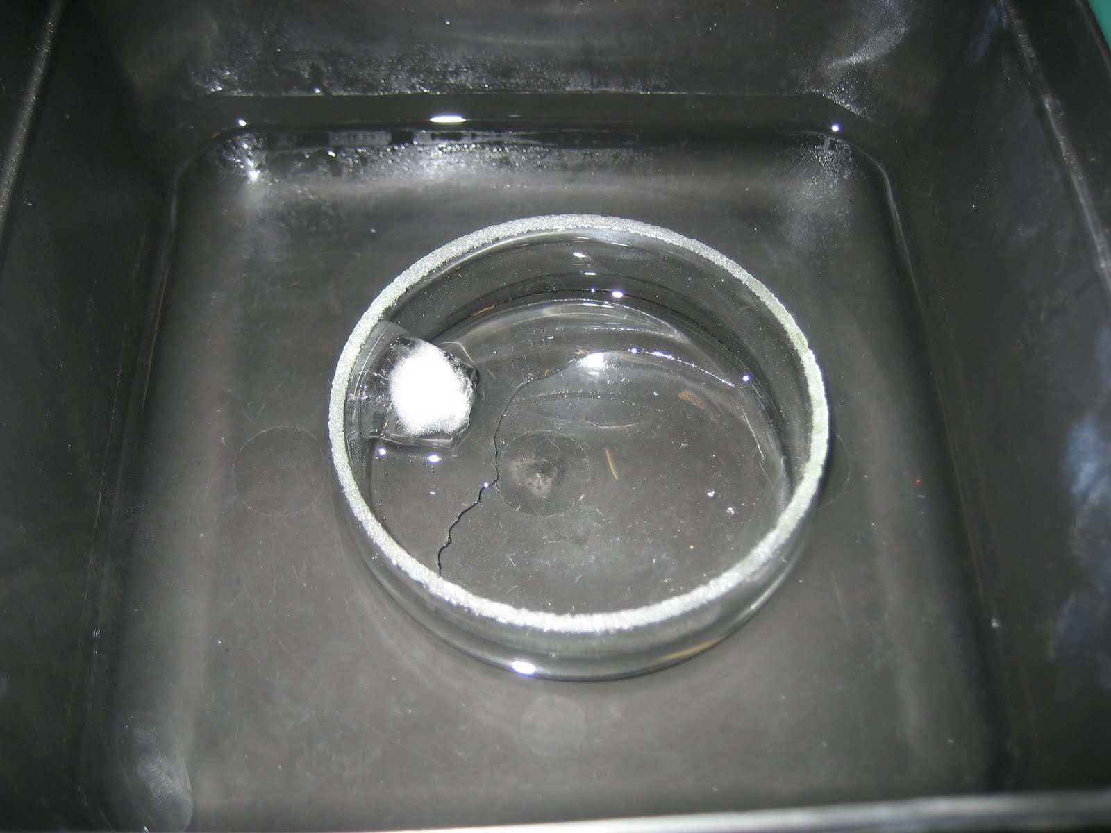 How do you make ice melt faster in a bottle? Rankiing Wiki Facts