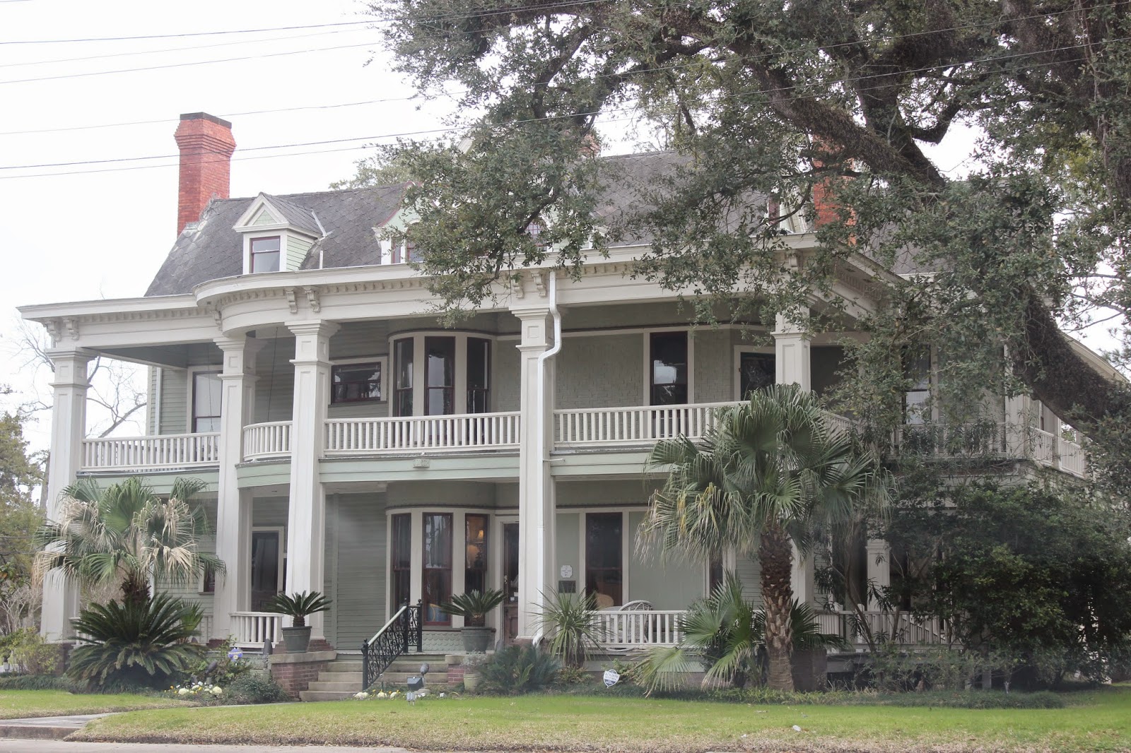 Historic Walking Tour of Lake Charles, Louisiana