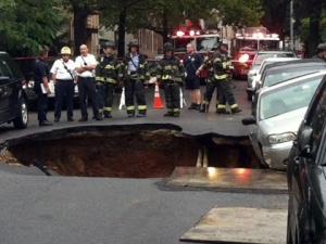 Huge Sinkholes on Cbslocal Com 2012 08 01 Huge Sinkhole Opens Up In Bay Ridge Brooklyn