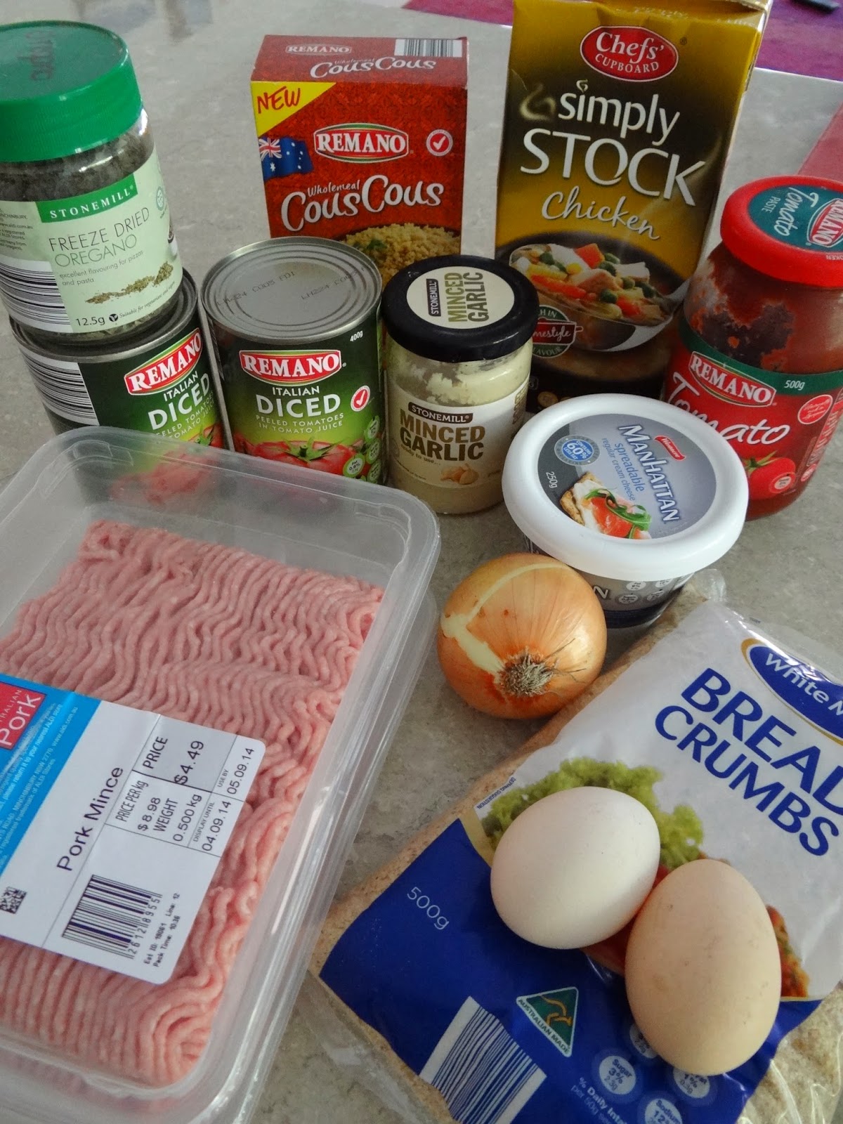 ALDI home cook Mediterranean meatballs with tomato sauce