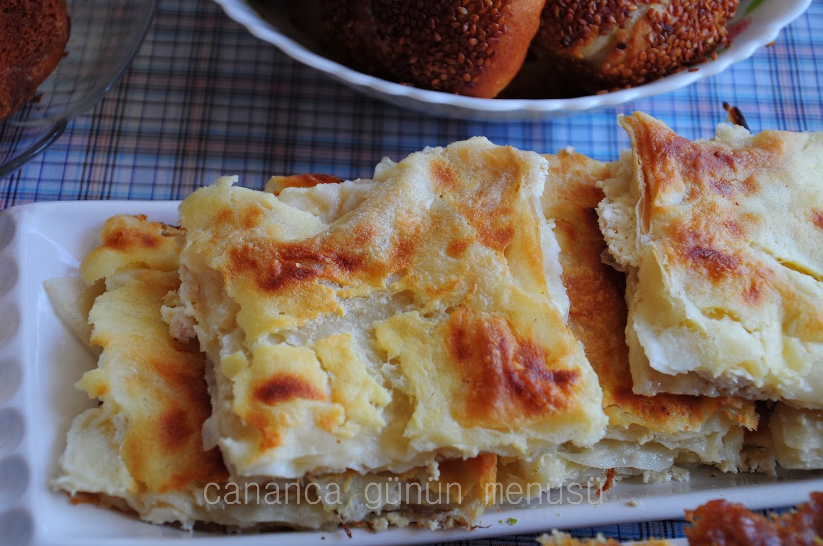 cananca günün menüsü Peynirli Börek
