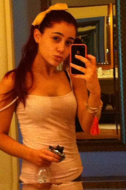 Ariana Grande Without Makeup with her friend