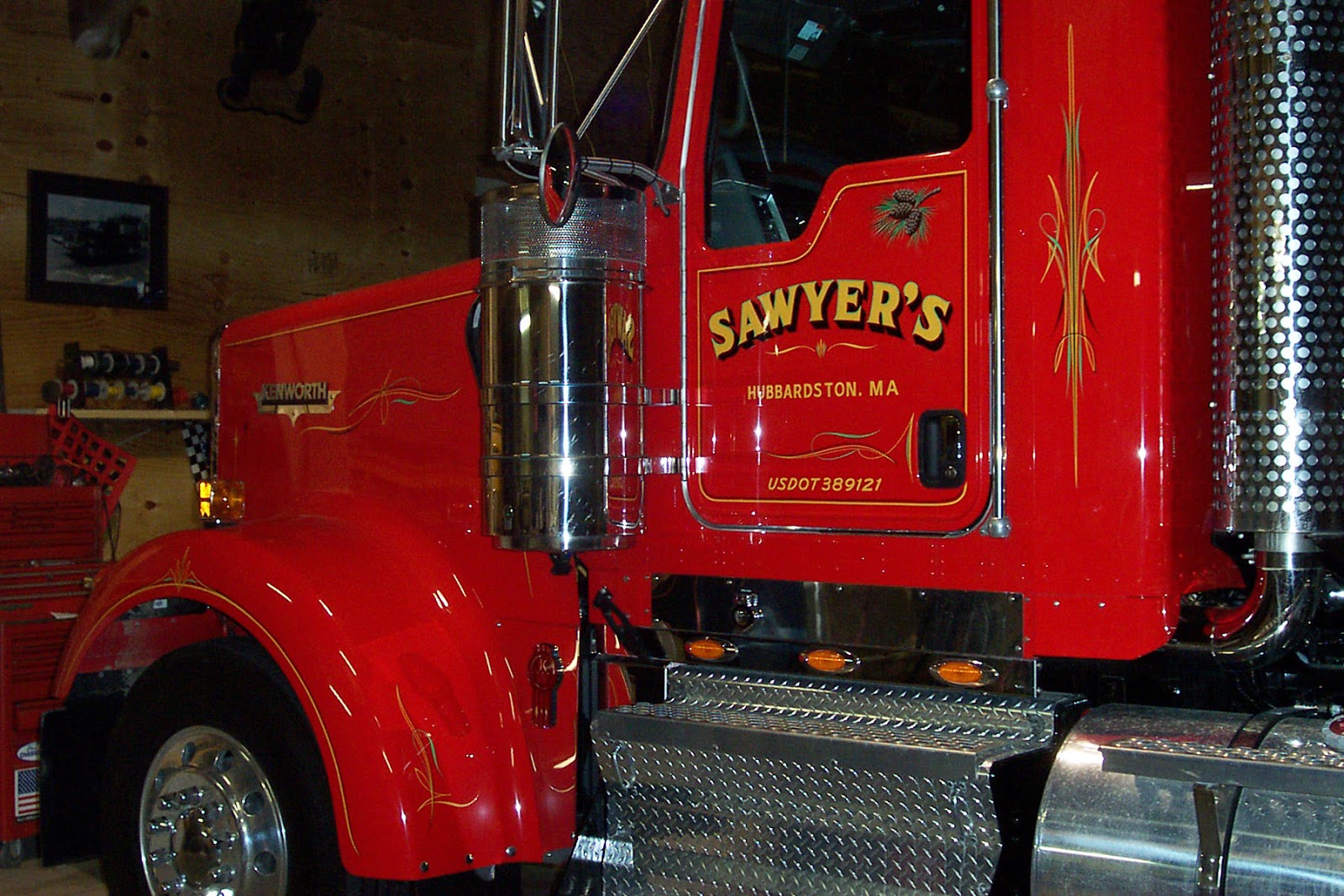 Dennis Day Designs Lettering, Pinstriping; Murals Hand Lettering