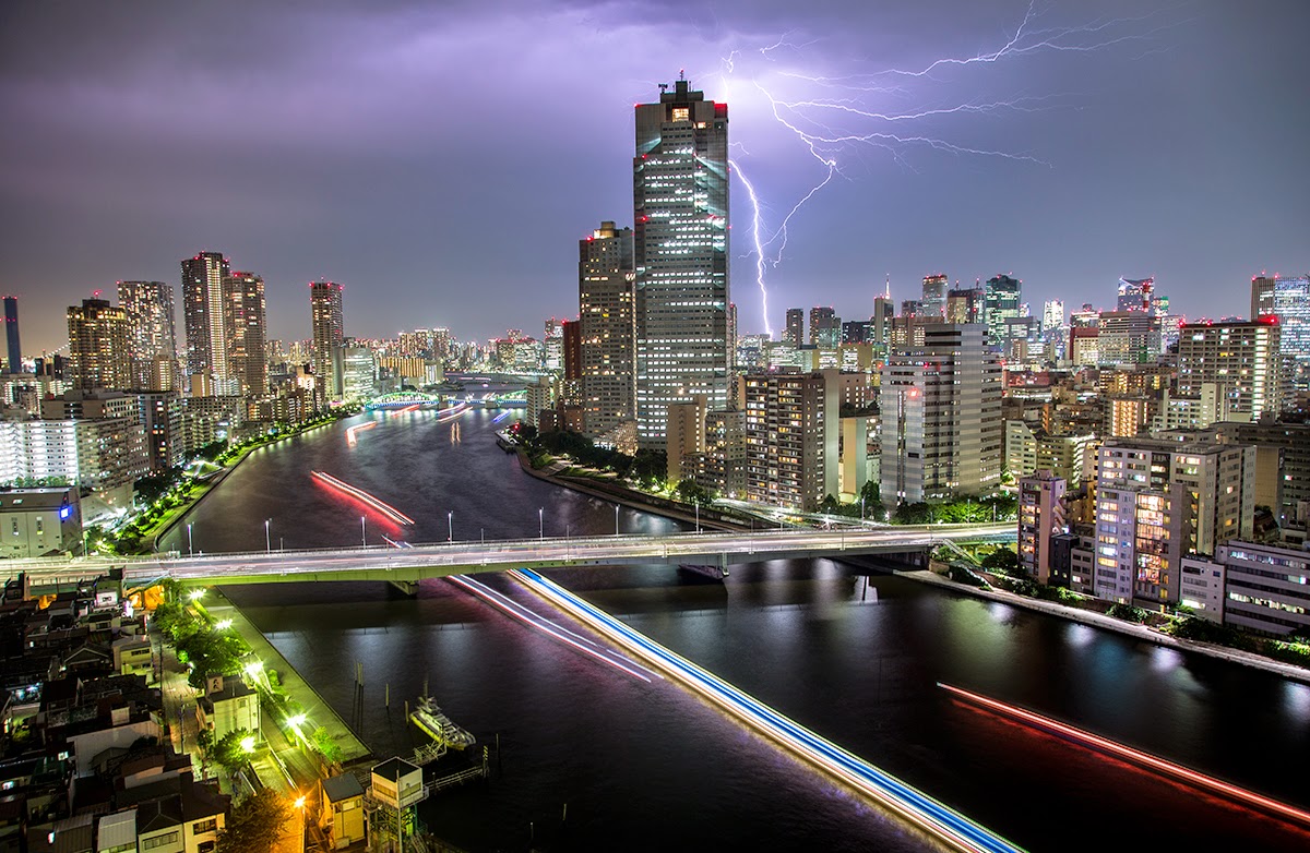 Lowthers in Japan Lightning Storm
