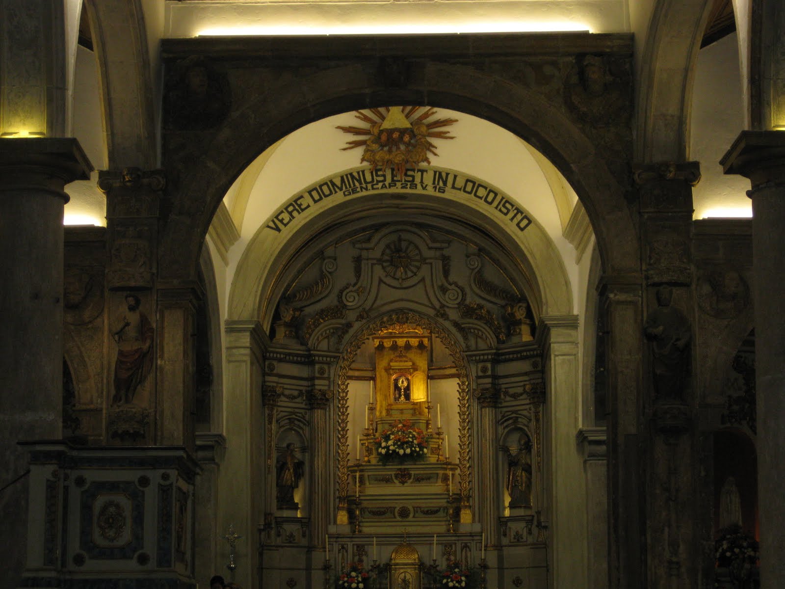 Journeying through life with Jen and Tina Santarem, Portugal