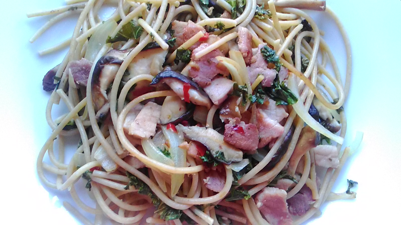 Hijacked By Twins Shiitake Mushroom, Kale and Bacon Spaghetti