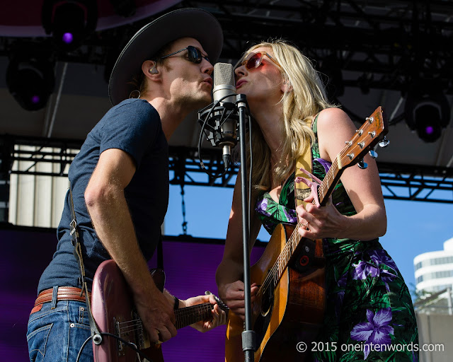 Whitehorse at Nathan Phillips Square August 8, 2015 Panamania Pan Am Games Photo by John at One In Ten Words oneintenwords.com toronto indie alternative music blog concert photography pictures
